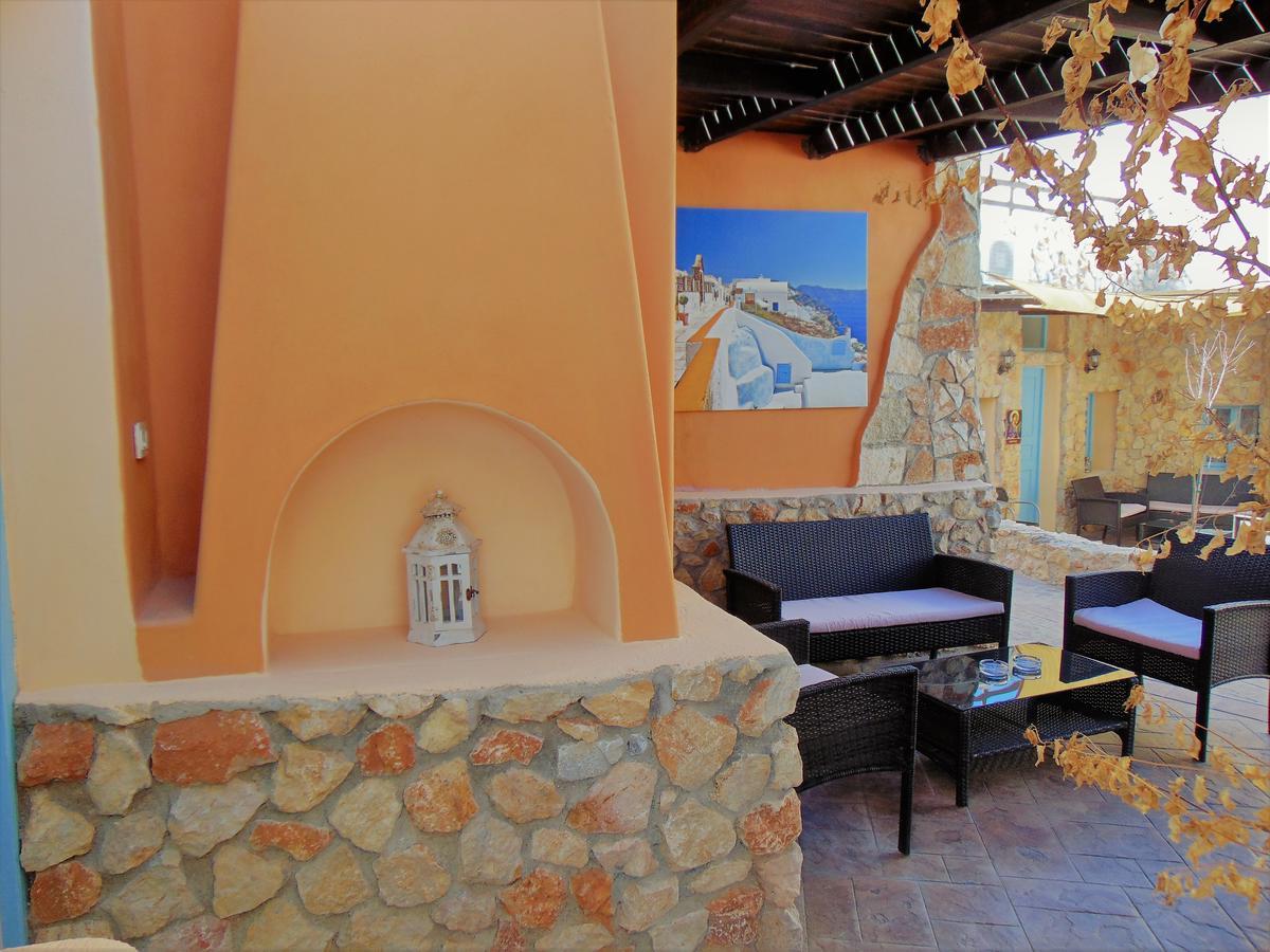 Archangels Traditional Houses Karterados  Dış mekan fotoğraf